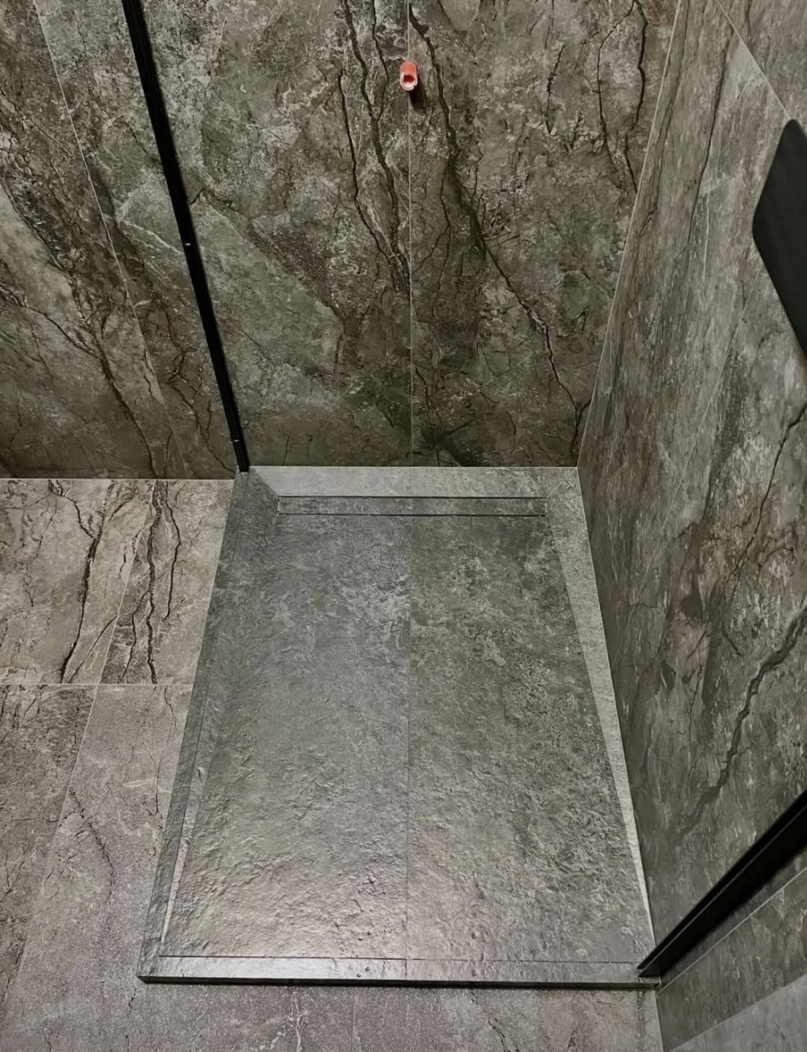 Douche italienne — pierre — Carrelage & sanitaire, Suisse romande