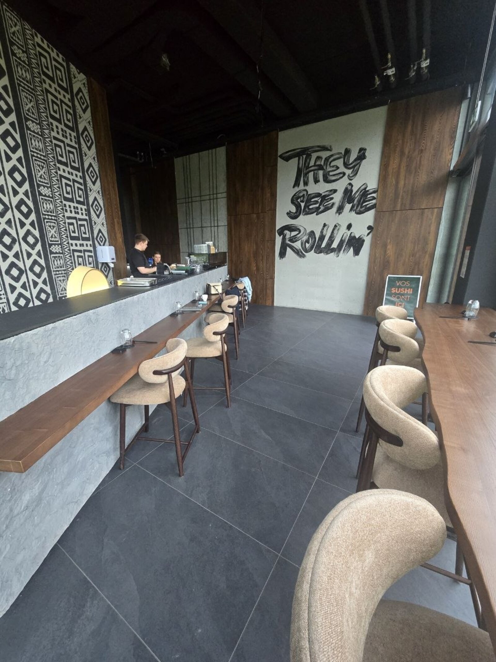 Aménagement bar & restaurant — Espace commercial, Suisse romande
